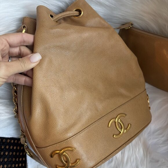 Authentic CHANEL Triple CC Caviar leather brown camel bucket back with pouch - Picture 3 of 14